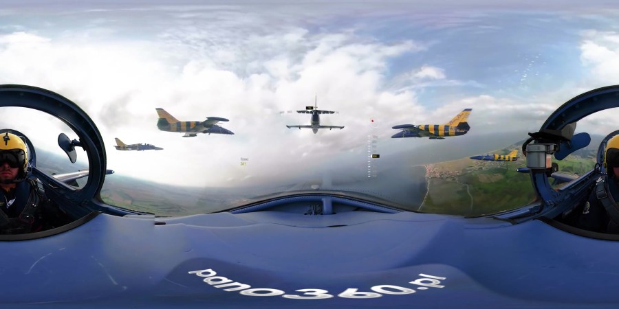 Baltic Bees Jet Team - video 360